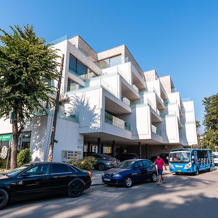 Amaris Aparthotel Eforie Nord Buitenkant foto